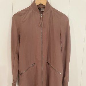 Lightweight jacket, with zipper, size S